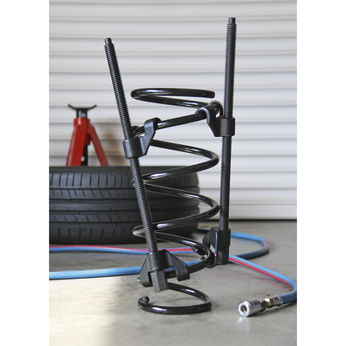 Sealey Coil Spring Compressor 2 Pcs Long Reach Carbon Steel 1100KG/Pair AK3846
