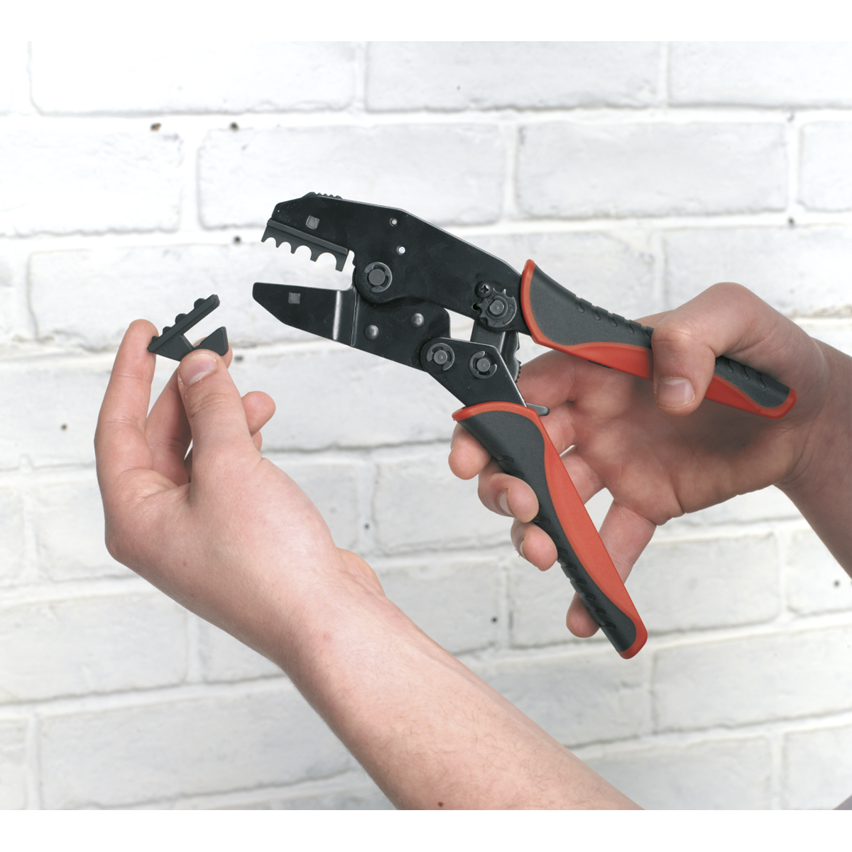 Sealey Ratchet Crimping Tool With Interchangeable Jaws Soft Grip Handles AK3857