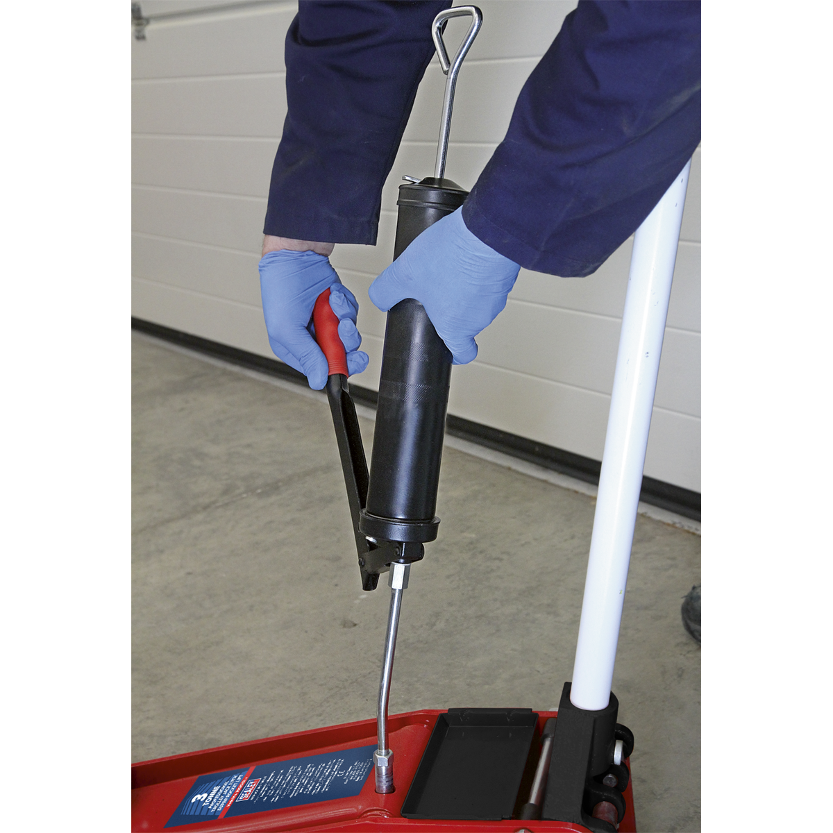 Sealey Side Lever Grease Gun With Contoured Pump Handle 3-Way Fill AK445