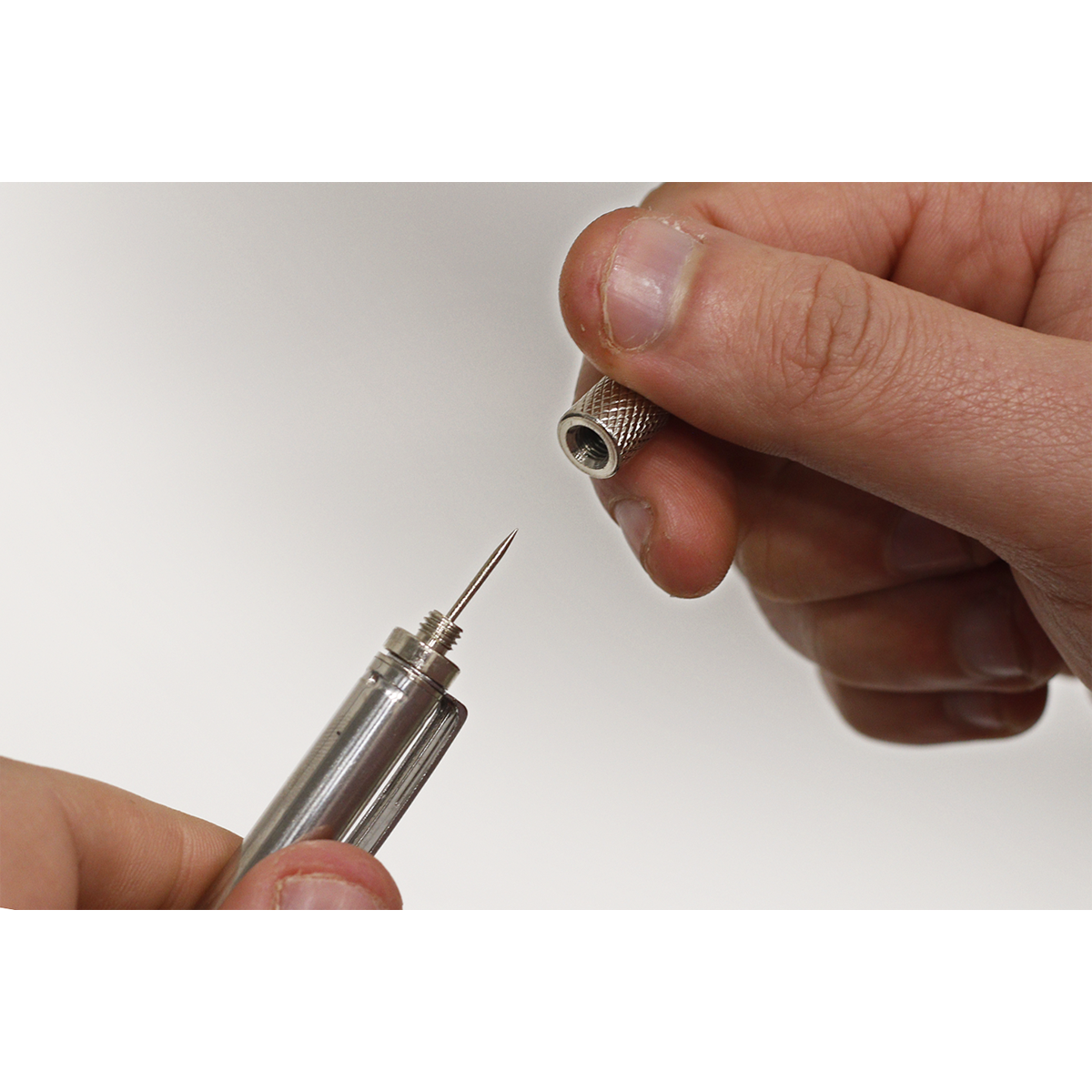 Sealey Telescopic Magnetic Pick-Up Tool With Power Ring 1.6kg Capacity AK6516