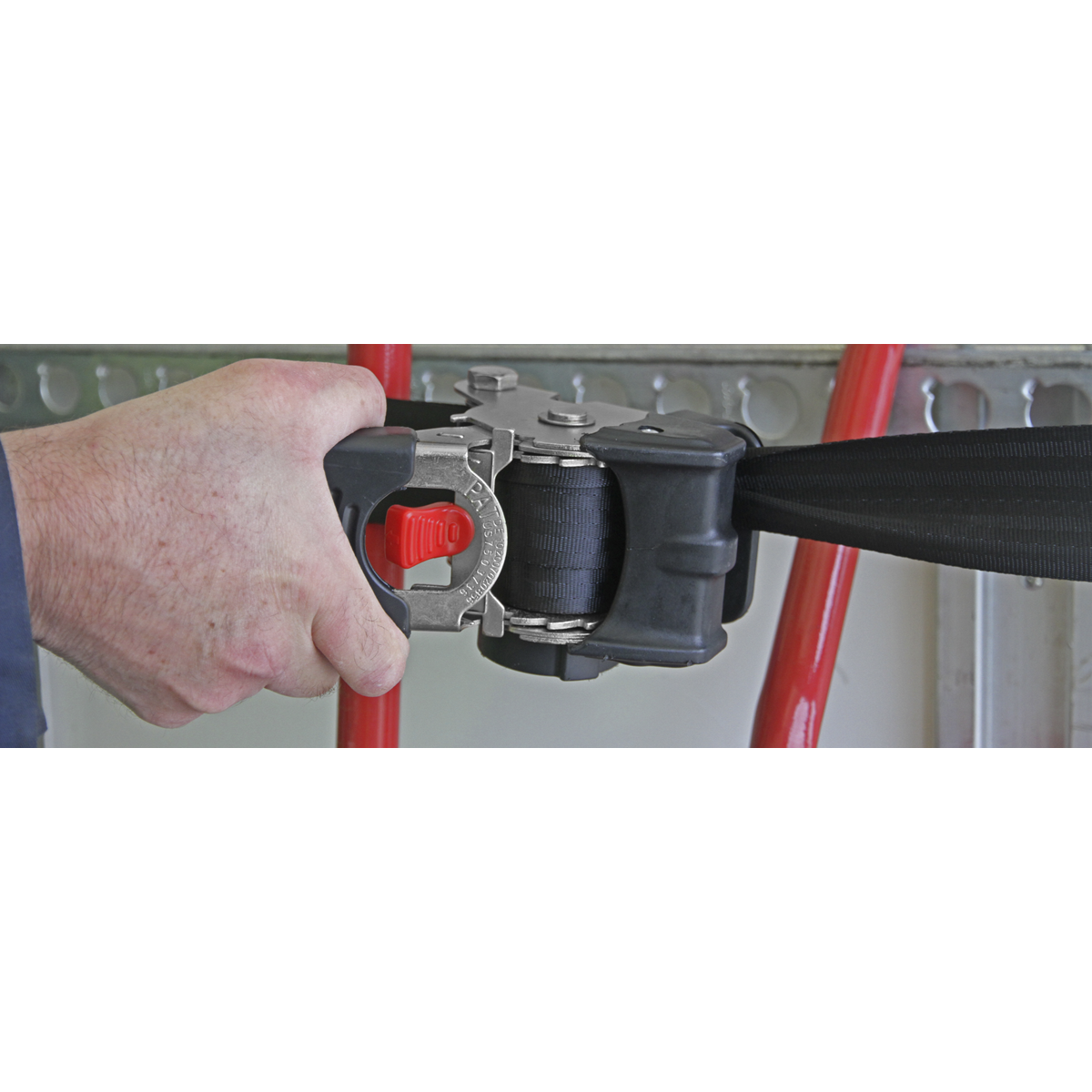 Sealey Auto Retractable Ratchet Tie Down 50mm x 3m 750kg Max Tension ATD50301
