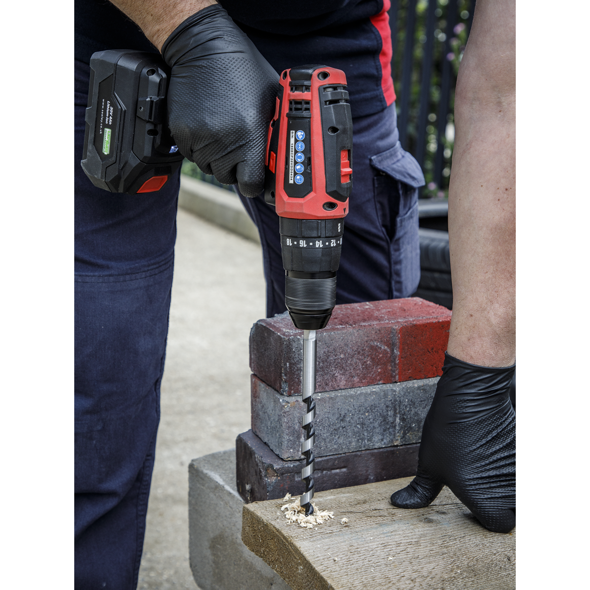 Sealey Auger Wood Drill 12 x 235mm Fully Hardened With Screw Point AW12x235