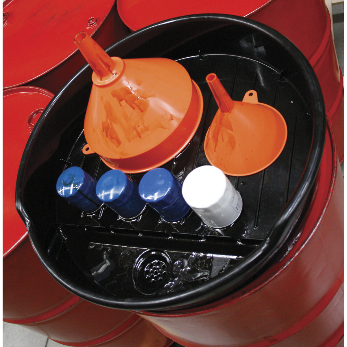 Sealey Oil Drum Drain Pan From Hard-Wearing Polycarbonate Material DRP19