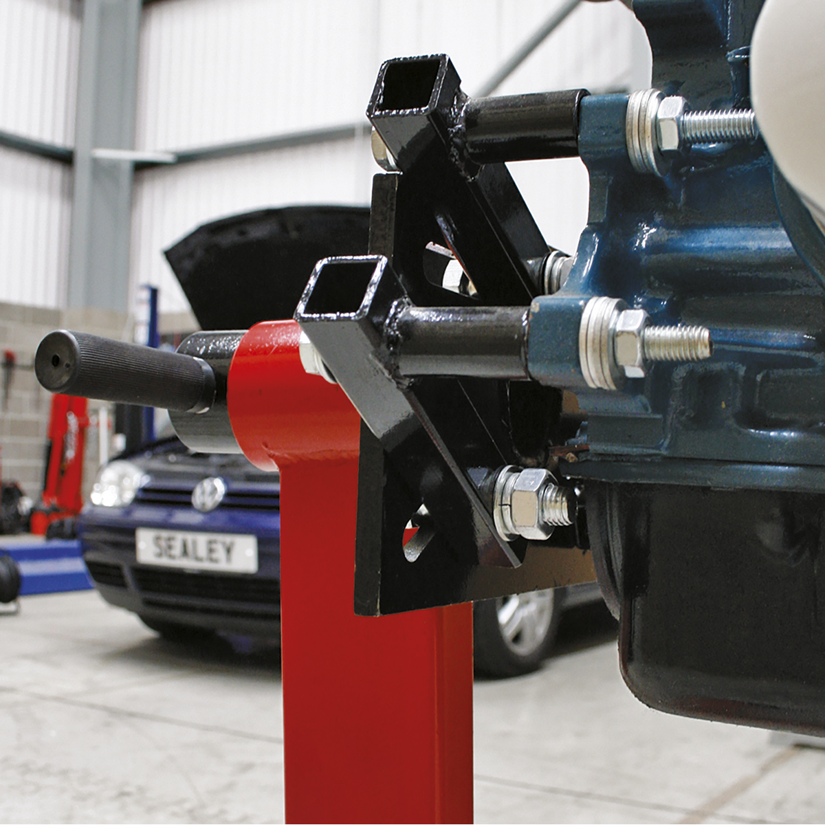 Sealey Engine Stand With Fully Adjustable Mounting Arms 450kg - Red ES450