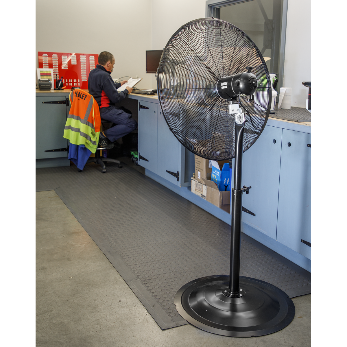 Sealey 30" Industrial High Velocity Oscillating Pedestal Fan 2-Speeds HVSF30