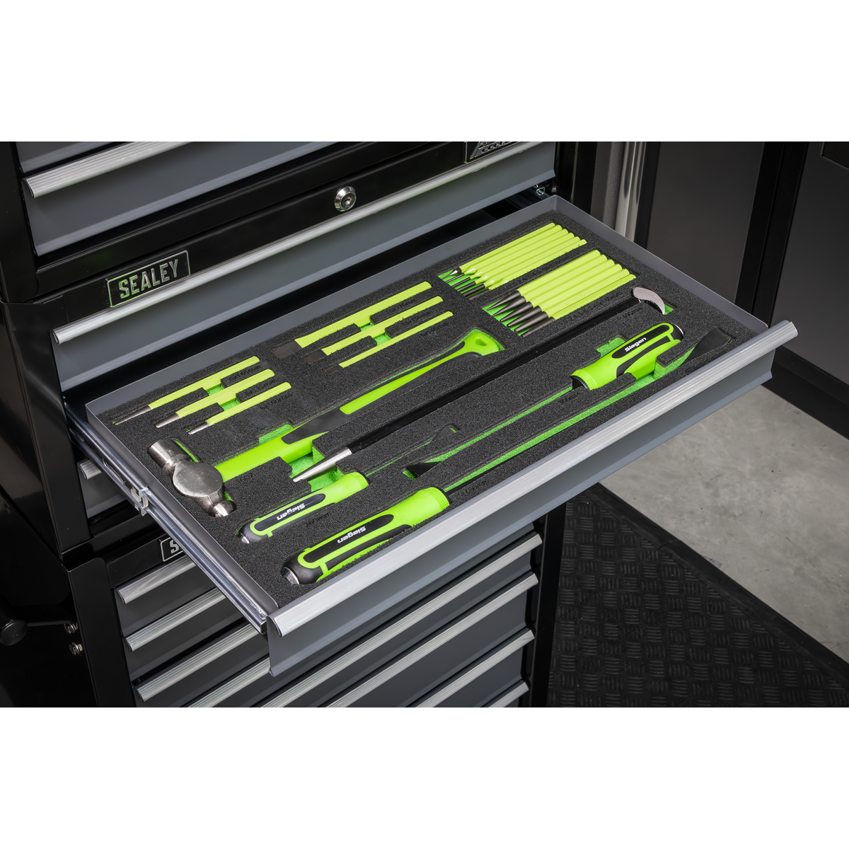 Sealey Siegen Pry Bar Hammer & Punch Set With Tool Tray 23 Pieces S01279