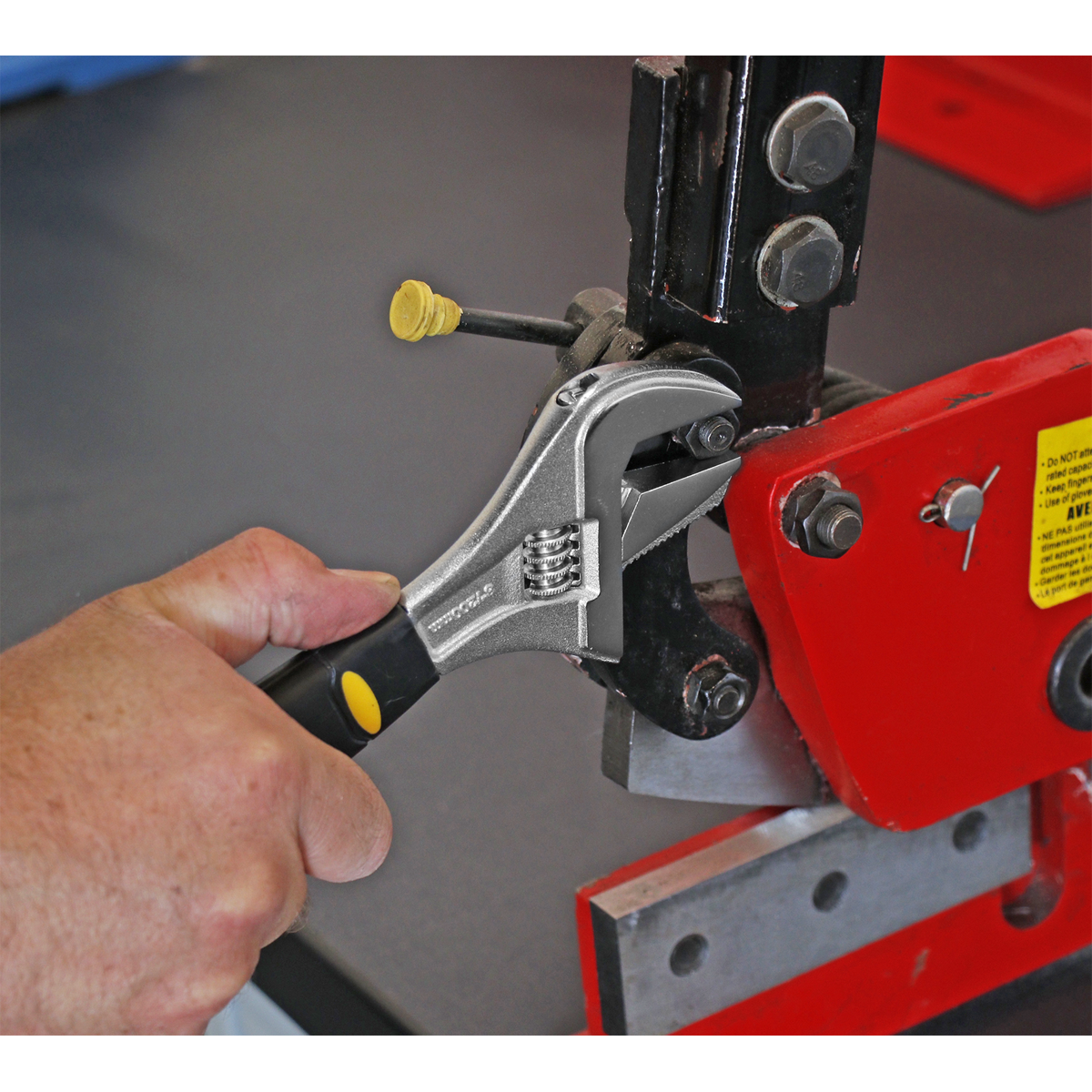Sealey 200mm Adjustable Wrench With Extra Wide Jaw Capacity: 40mm S0854