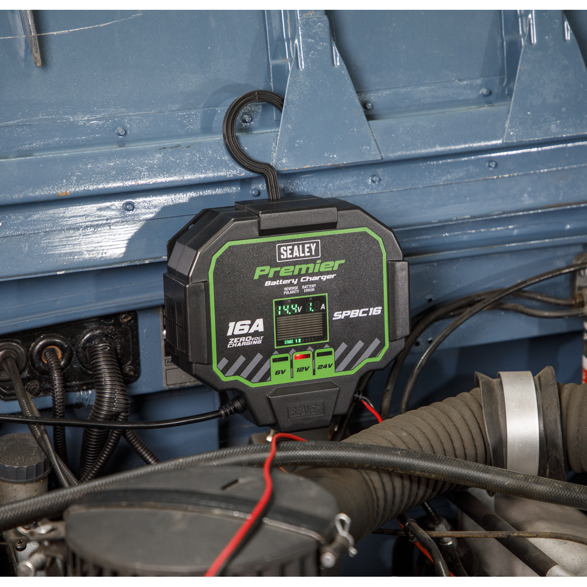 Sealey 16A Fully Automatic Smart Battery Charger & Maintainer Compact SPBC16