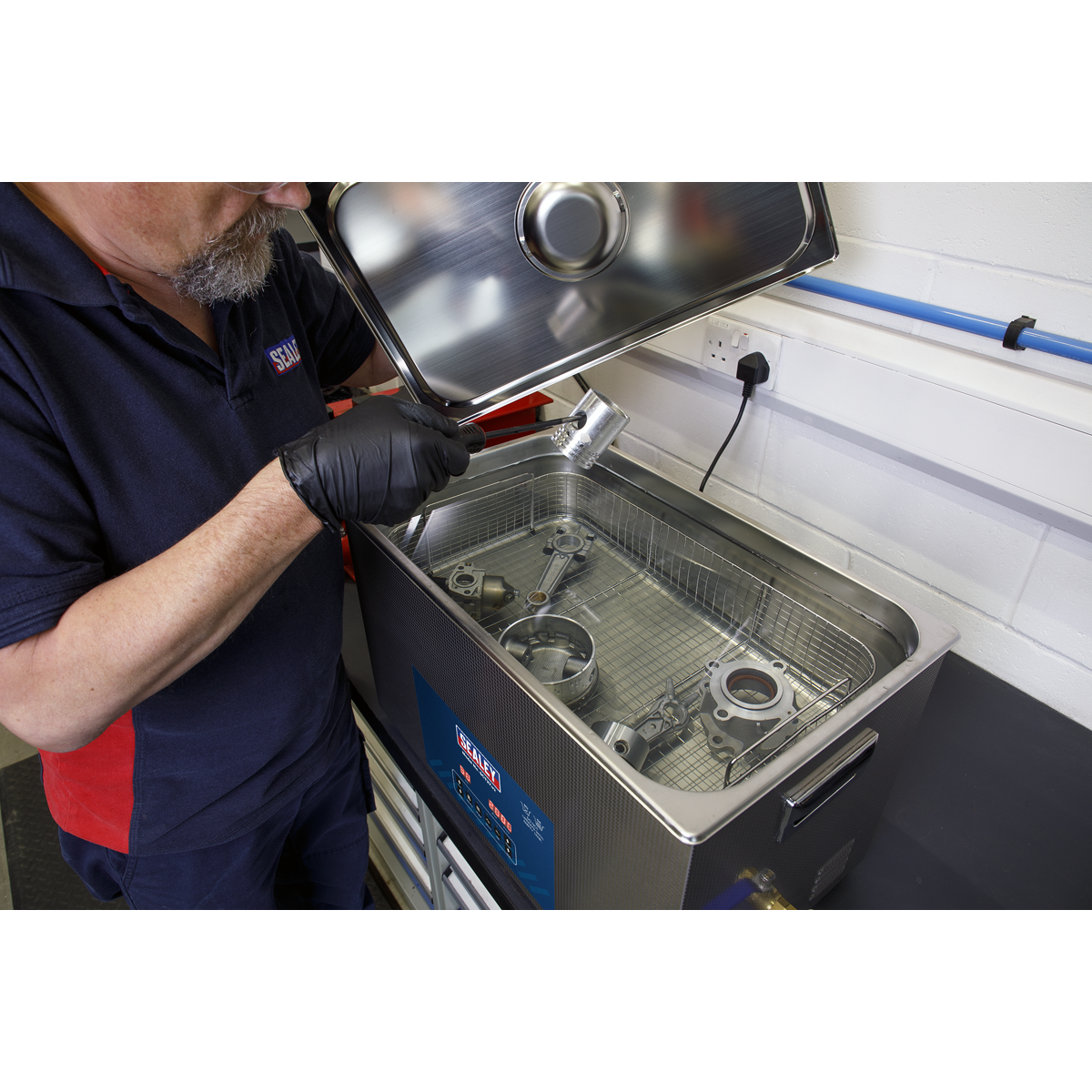 Sealey Ultrasonic Cleaning Fluid Removes Dirt Grease & Oil 25L 25 Litres SCT25D