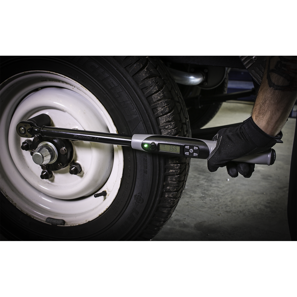 Sealey 1/2" Square Drive Digital Torque Wrench With Angle Function STW306B