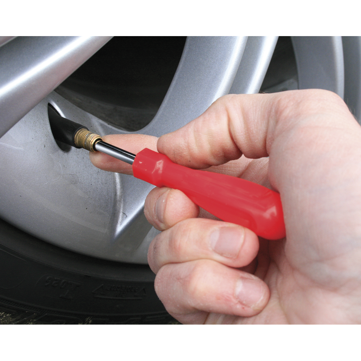 Sealey Tyre Valve Core Tool With Easy Grip Handle 97mm - Red/Silver TST/VCT