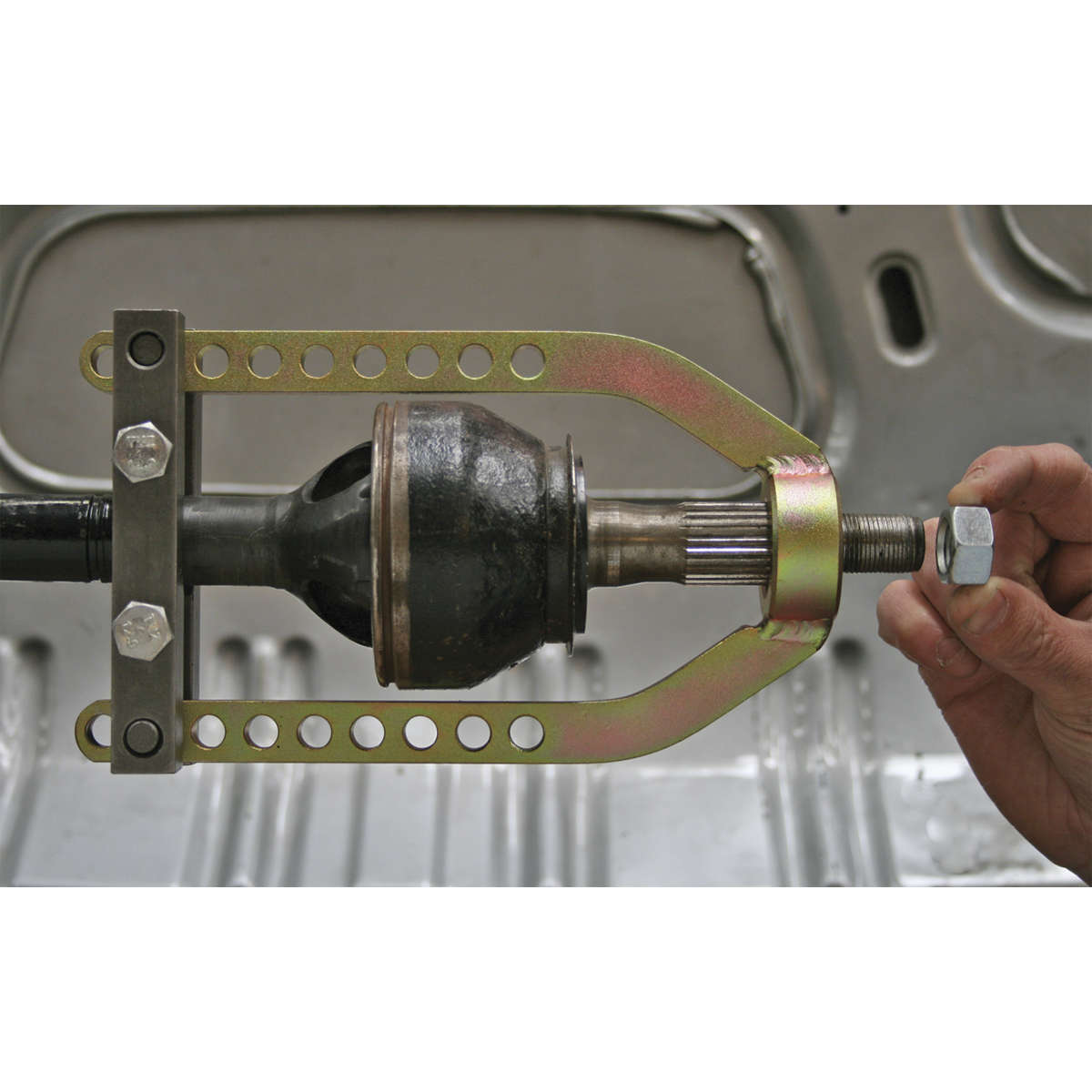 Sealey CVJ Removal Tool Reduces Risk of Damage To Transmission 230mm VS710