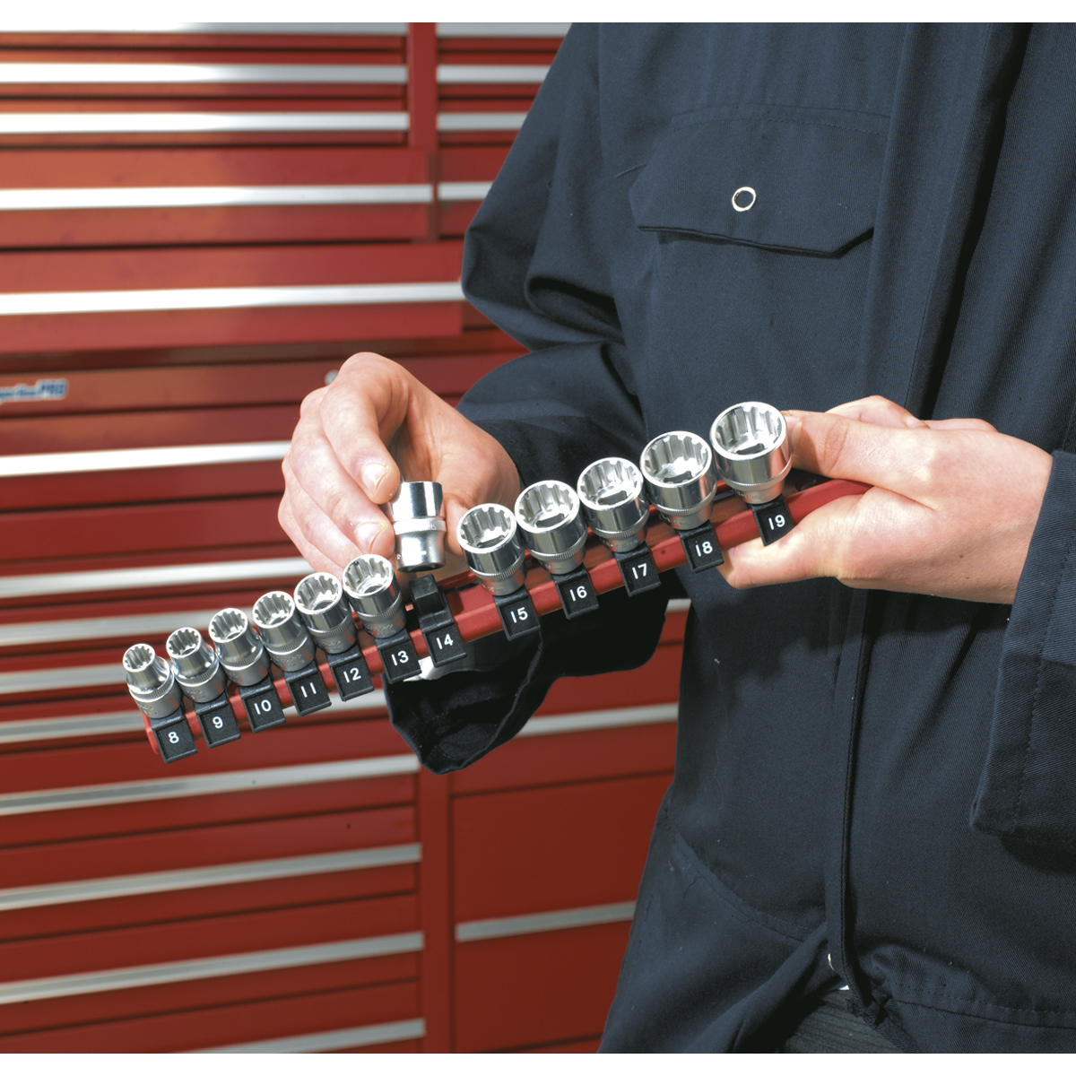 Sealey Socket Retaining Rail With 12 Clips 1/4" Drive Professional AK1412