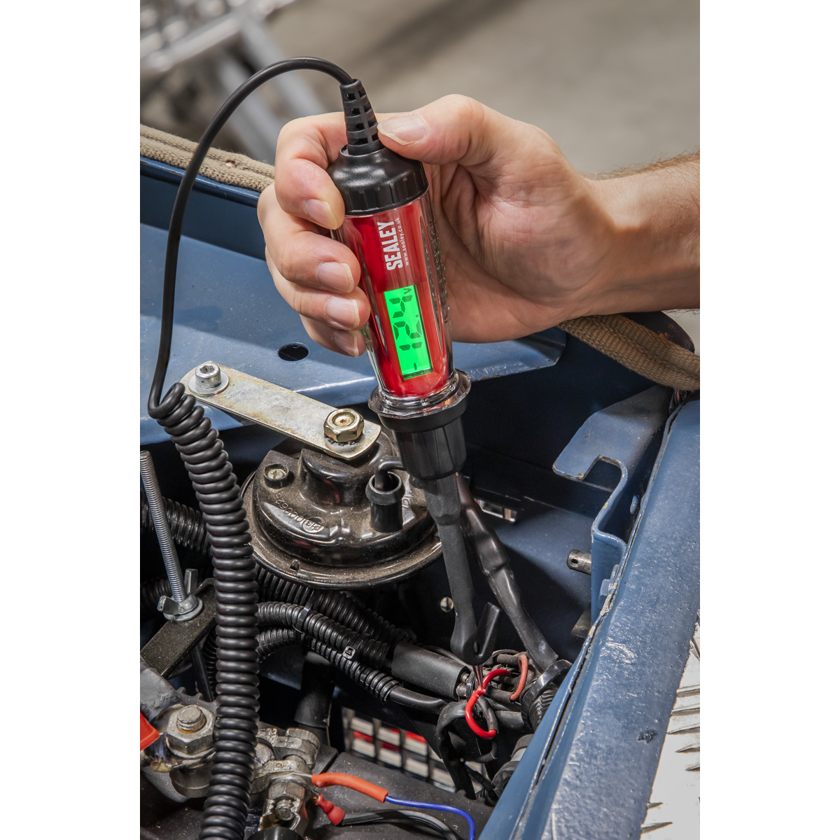 Sealey Integrated Test Light/Voltmeter With 3m Coiled Cable 3V-60V AK4013