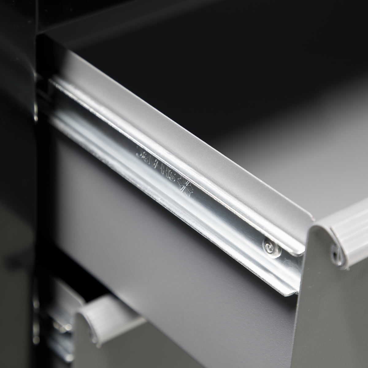 Sealey 3 Drawers Mid-Box Chest With Ball-Bearing Slides - Black/Grey AP3503TB