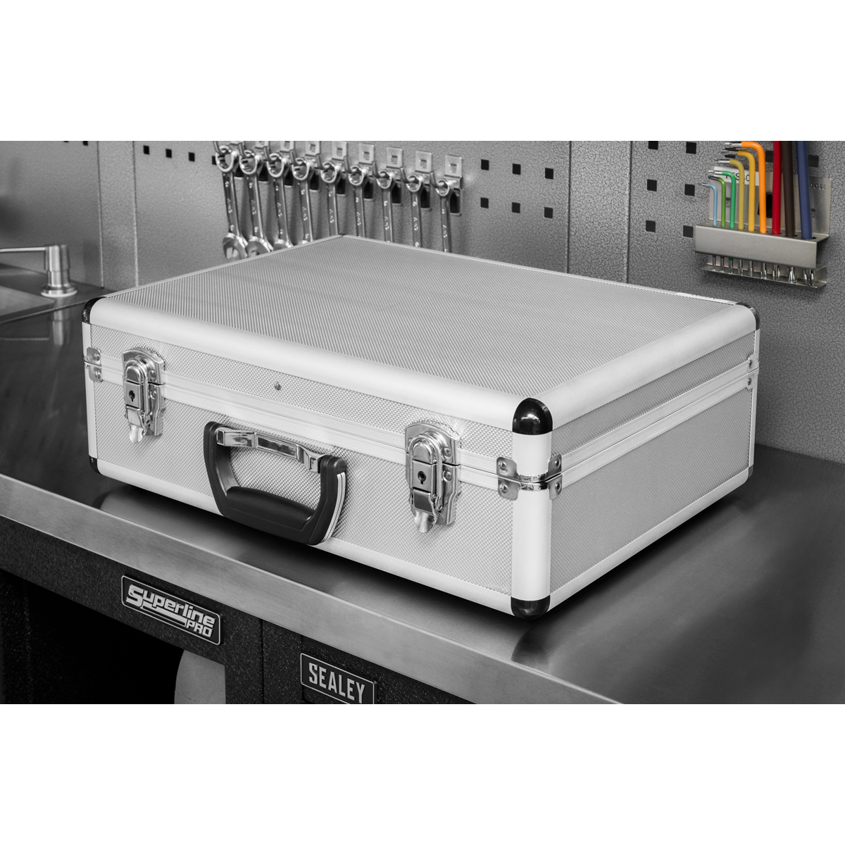 Sealey Tool Case Box Storage Aluminium Radiused Edges 450x350x155mm Mobile AP601