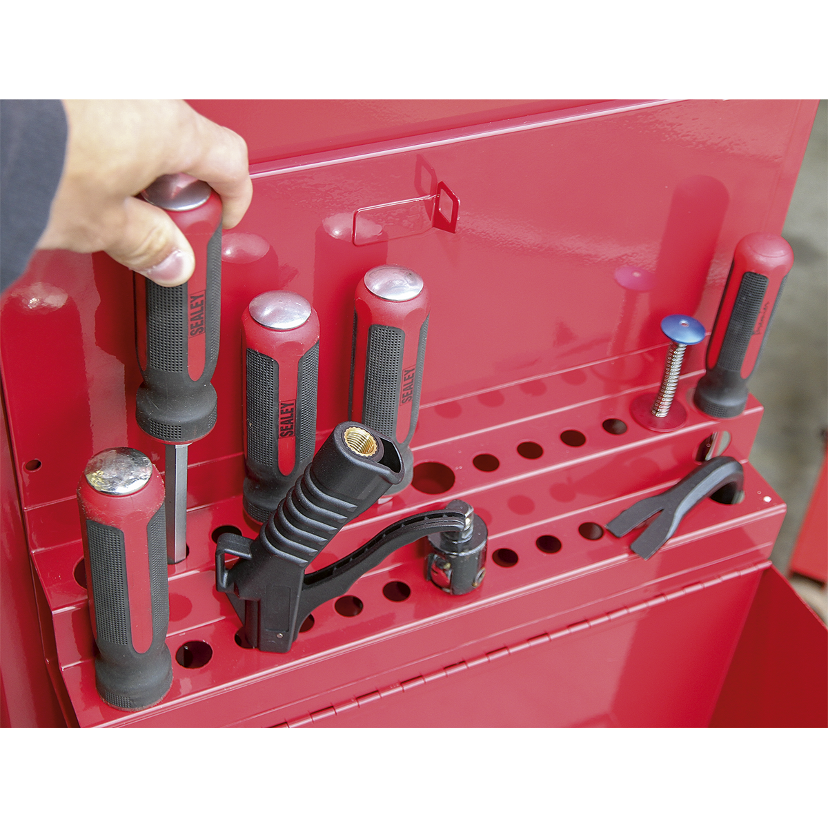 Sealey Side Cabinet For Long Handle Tools With Lock and Two Keys - Red APLHT