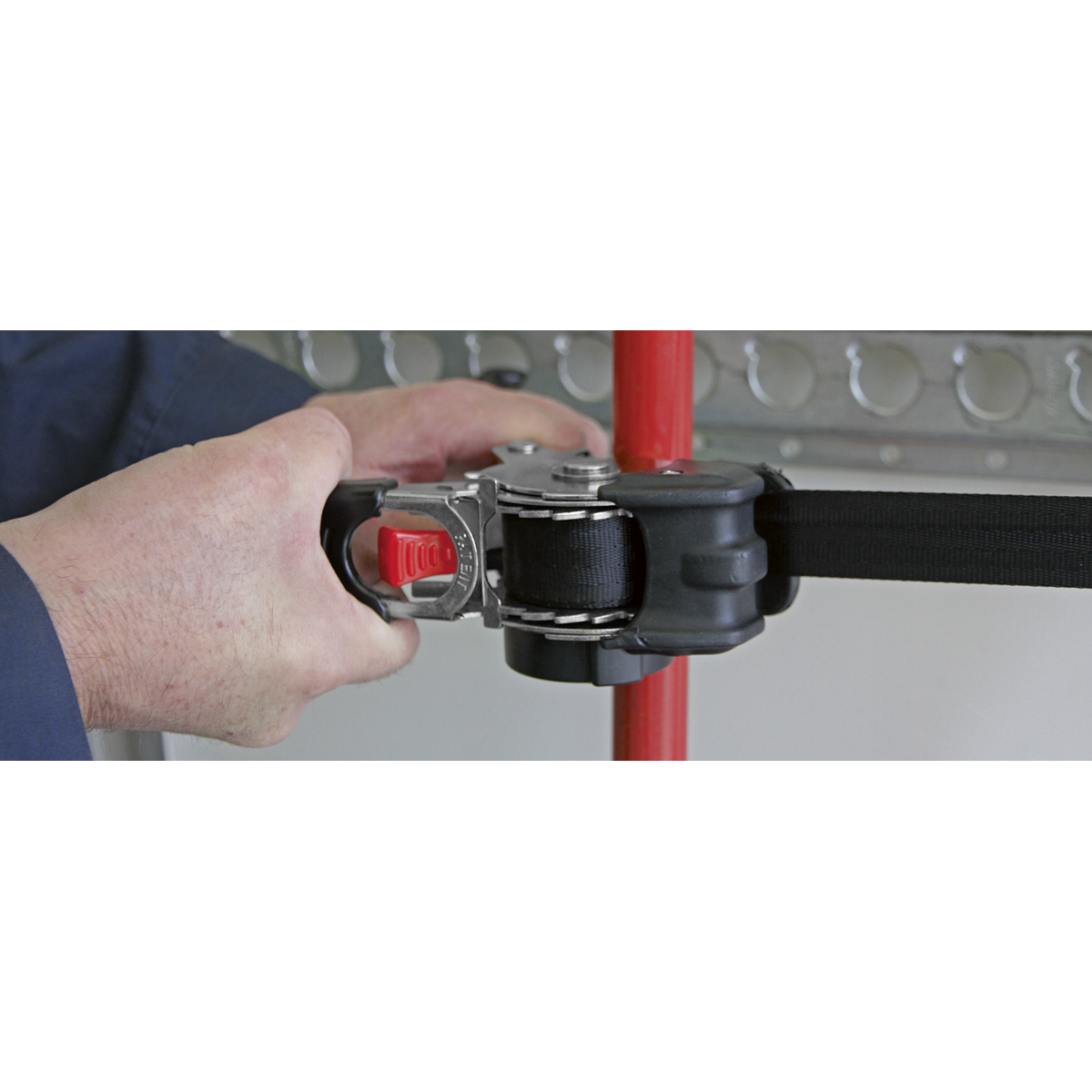 Sealey Auto Retractable Ratchet Mechanism Tie Down 25mm x 3 Meters ATD25301