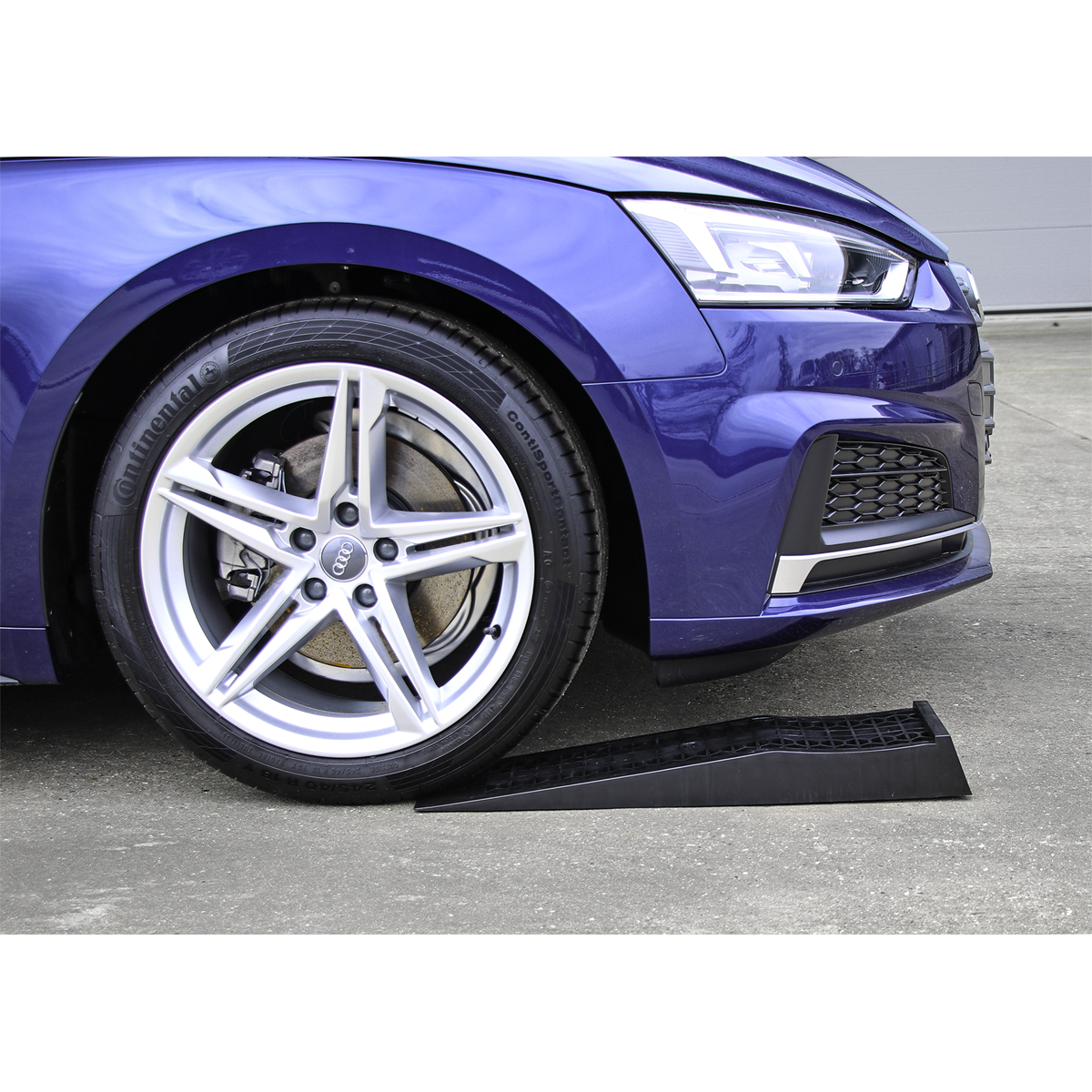 Sealey Car Ramps Low Entry 1.5 Tonne Capacity/Ramp 3 Tonne Capacity CAR3000LR