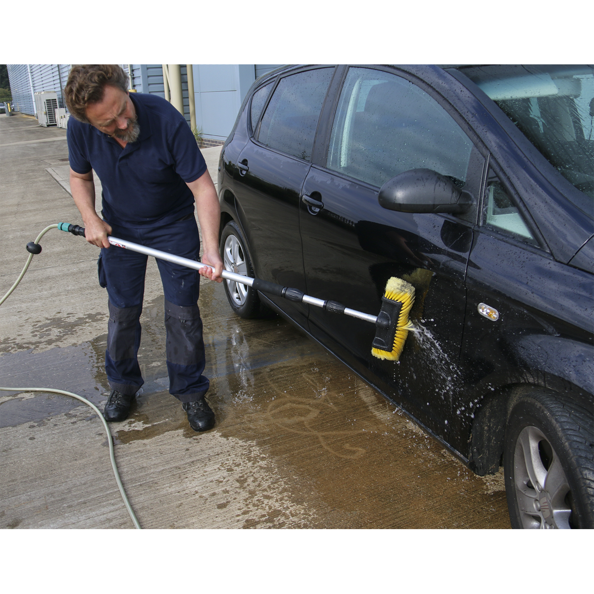 Sealey 3 Metres 5-Sided Flo-Thru Brush With Telescopic Handle 1300-3000mm CC953