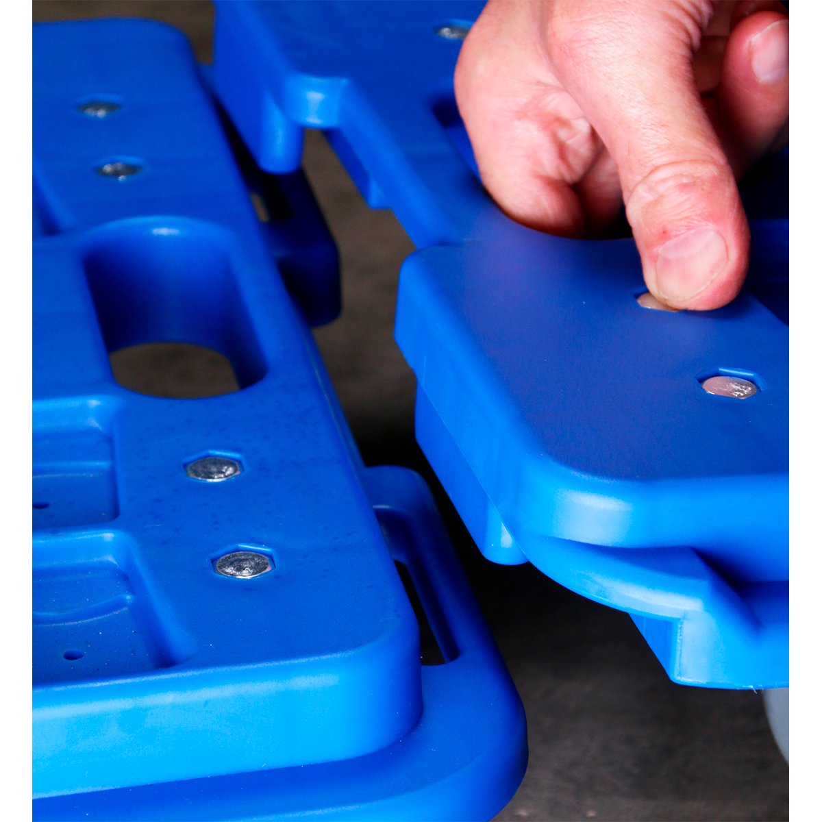 Sealey Interlocking Plastic Dolly Built-In Carry Handles 150kg Capacity CM150
