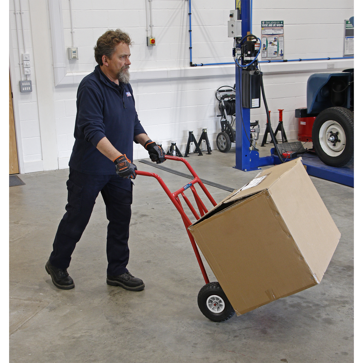 Sealey Folding Sack Truck Tubular Steel With Pneumatic Tyres 150kg CST800