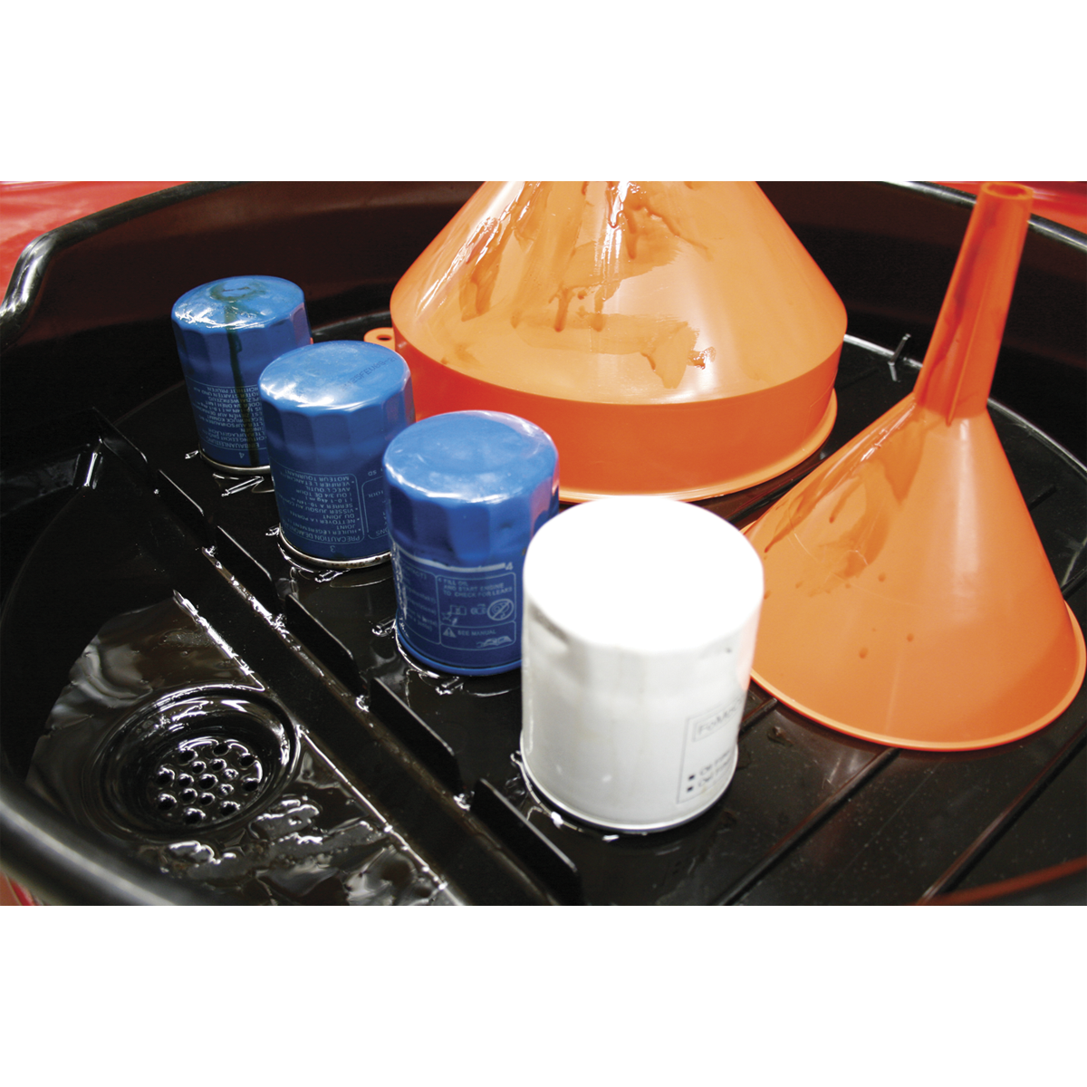 Sealey Oil Drum Drain Pan From Hard-Wearing Polycarbonate Material DRP19