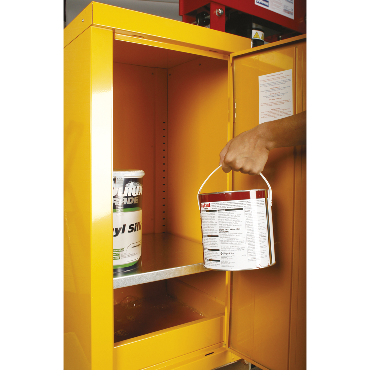 Sealey Flammables Storage Cabinet Yellow Powder Coat 460 x 460 x 900mm FSC04