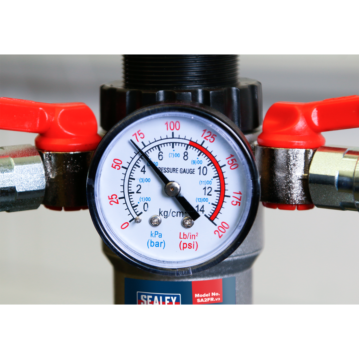Sealey Air Filter/Regulator With Integral Filter and Water Trap Heavy Duty SA2FR