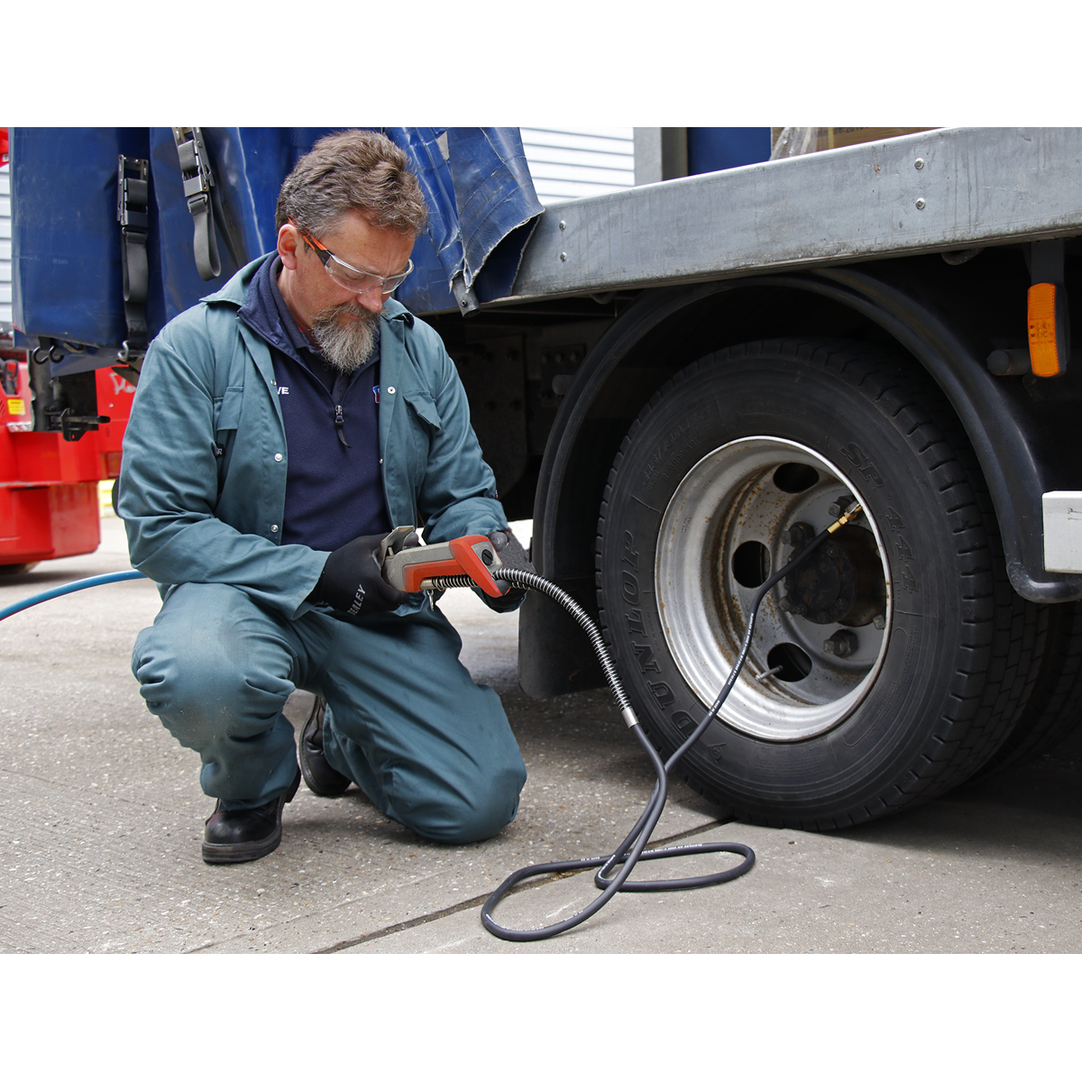 Sealey Digital Tyre Inflator 2.7m Flexible Hose With Clip-On Connector SA375