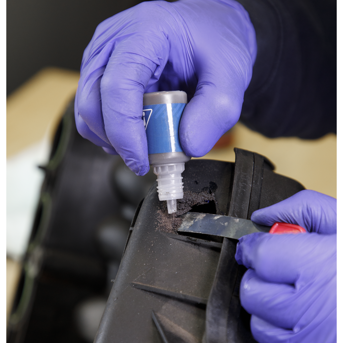 Sealey Fast-Fix Black Filler & Adhesive Reinforcing & Filling Feature SCS908