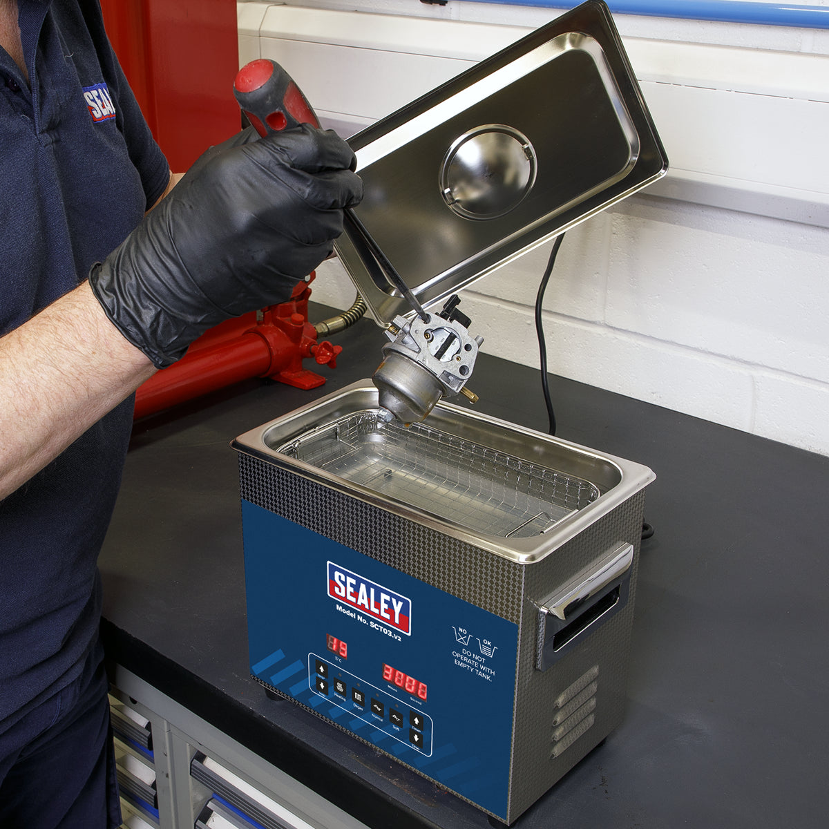 Sealey Ultrasonic Cleaning Fluid Removes Dirt Grease & Oil 25L 25 Litres SCT25D