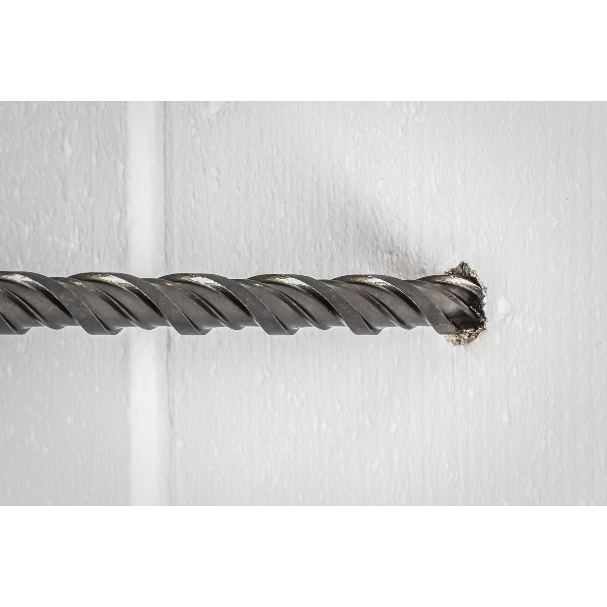 Sealey SDS Plus Drill Bit Fully Hardened & Ground 15 x 210mm 1 Piece SDS15X210
