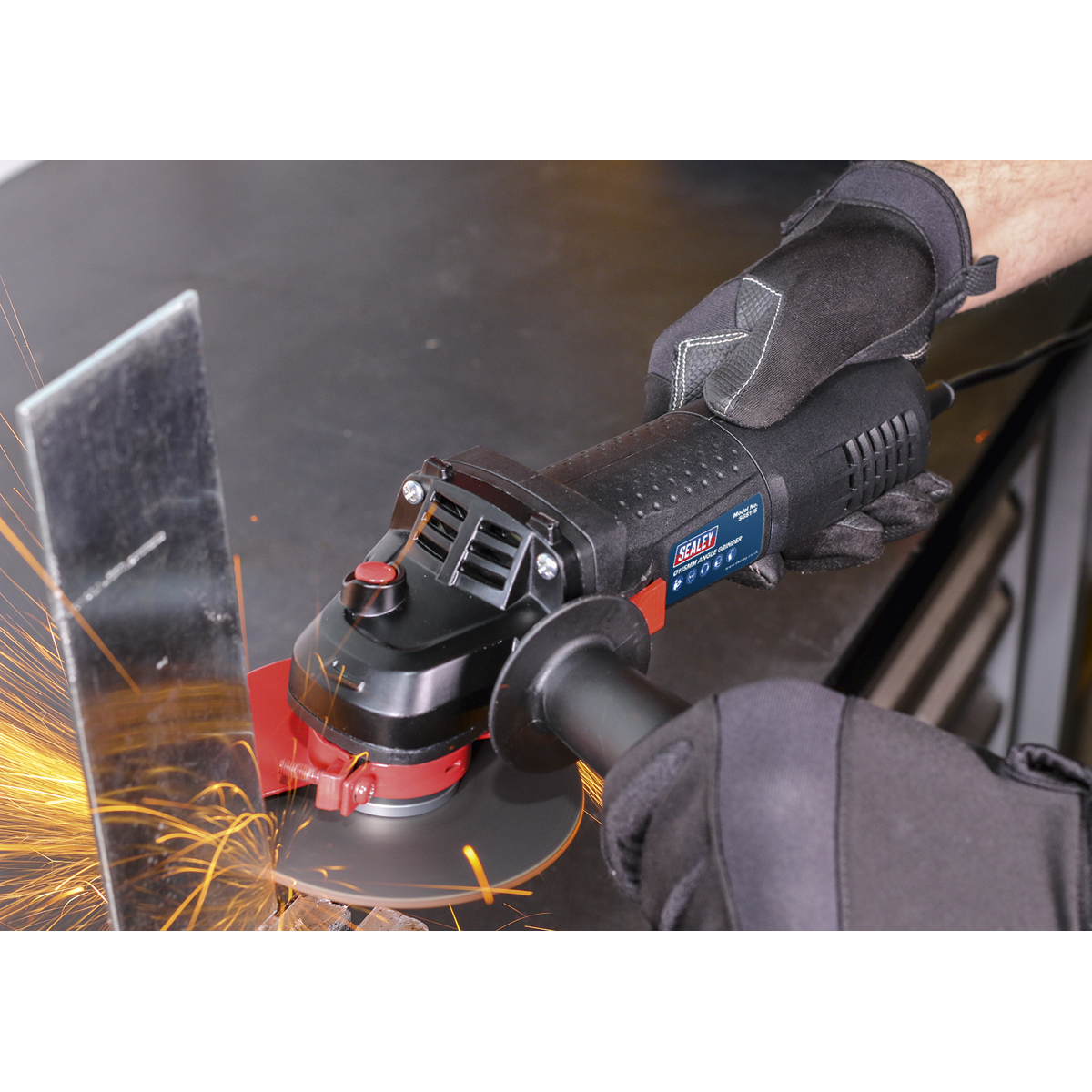 Sealey Ø115mm Angle Grinder With Side Handle 750W 12000RPM - Slim Body SGS115