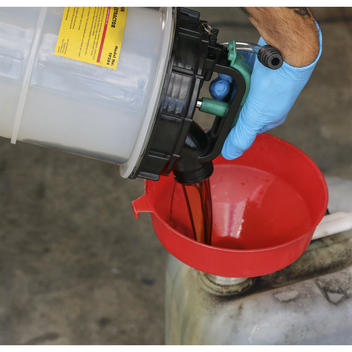 Sealey Vacuum Fuel/Fluid Extractor 8L Capacity With 1.5 Metres Main Hose TP204