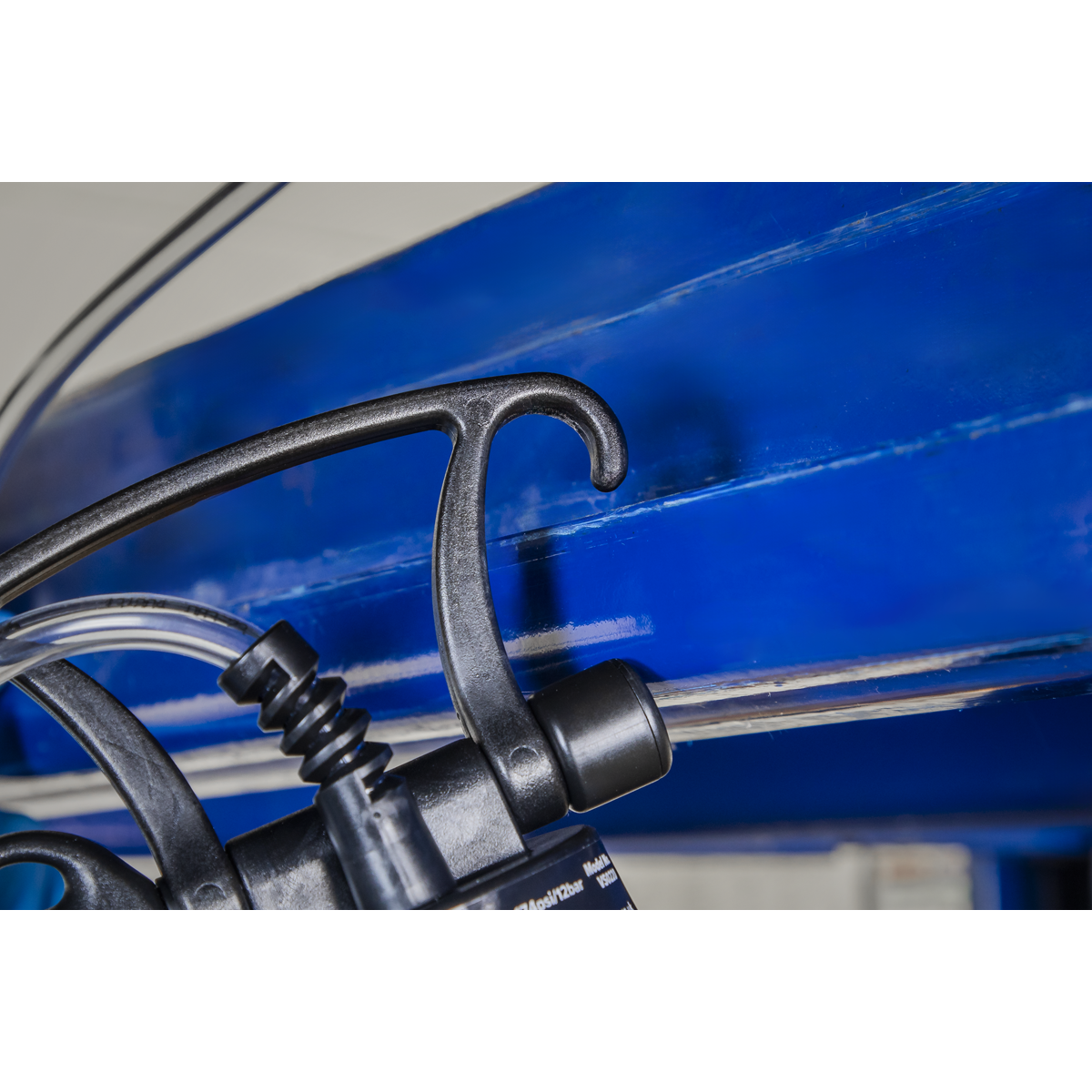 Premier Pneumatic Vacuum Brake & Clutch Bleeder With Trigger 1.2L VS0220