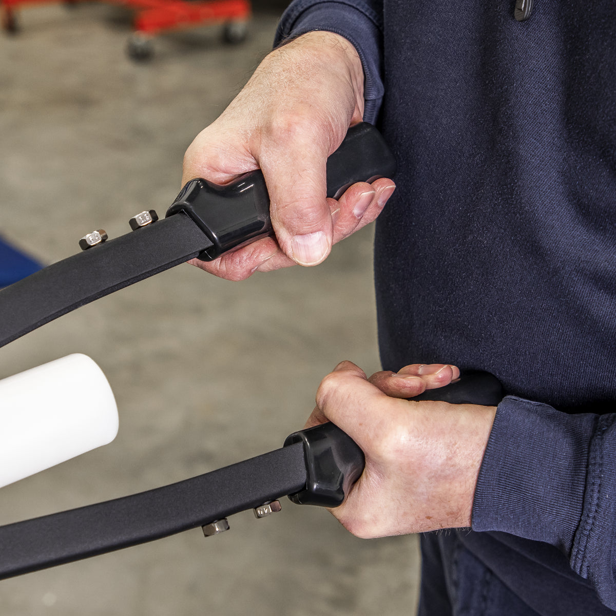 Sealey Heavy Duty Long-Arm Riveter With Collection Bowl & Long Arms AK3981