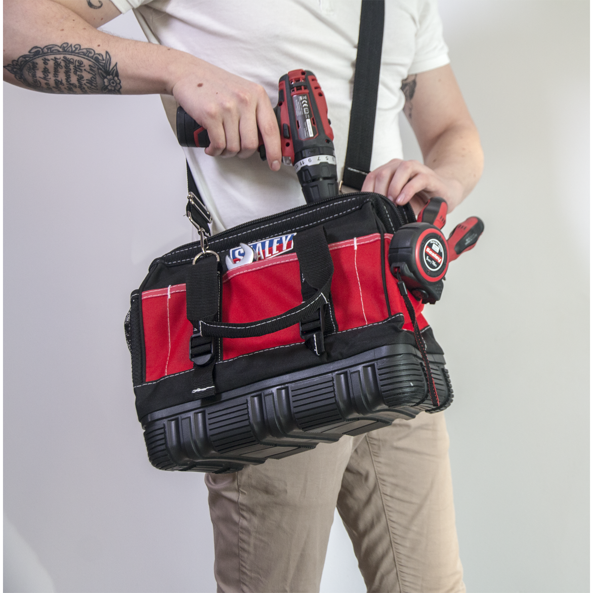 Sealey Heavy Duty Rubber Bottom Tool Storage Bag 305mm With Carry Strap AP509