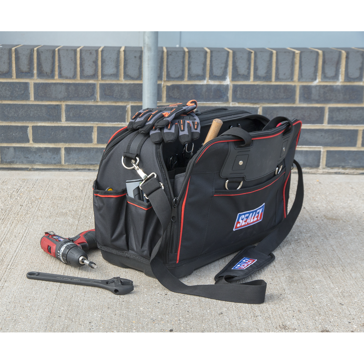 Sealey Tool Storage Bag With 24 Pockets 500mm Heavy Duty - Red/Black AP513