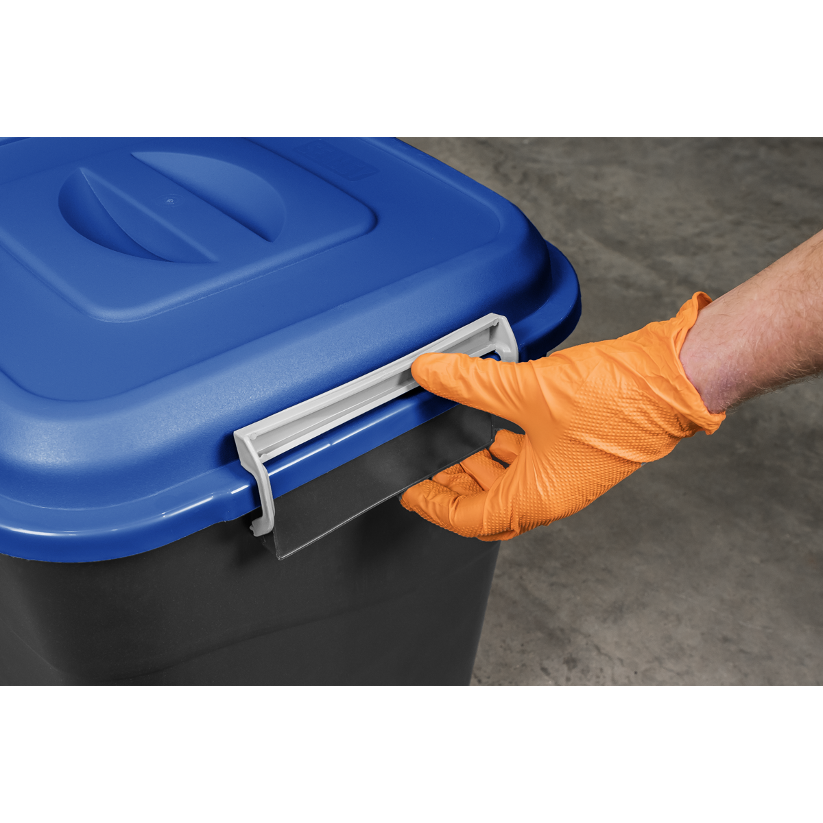 Sealey Durable Refuse Storage Bin Suitable For Outdoor Use 50 Litres Blue BM50B