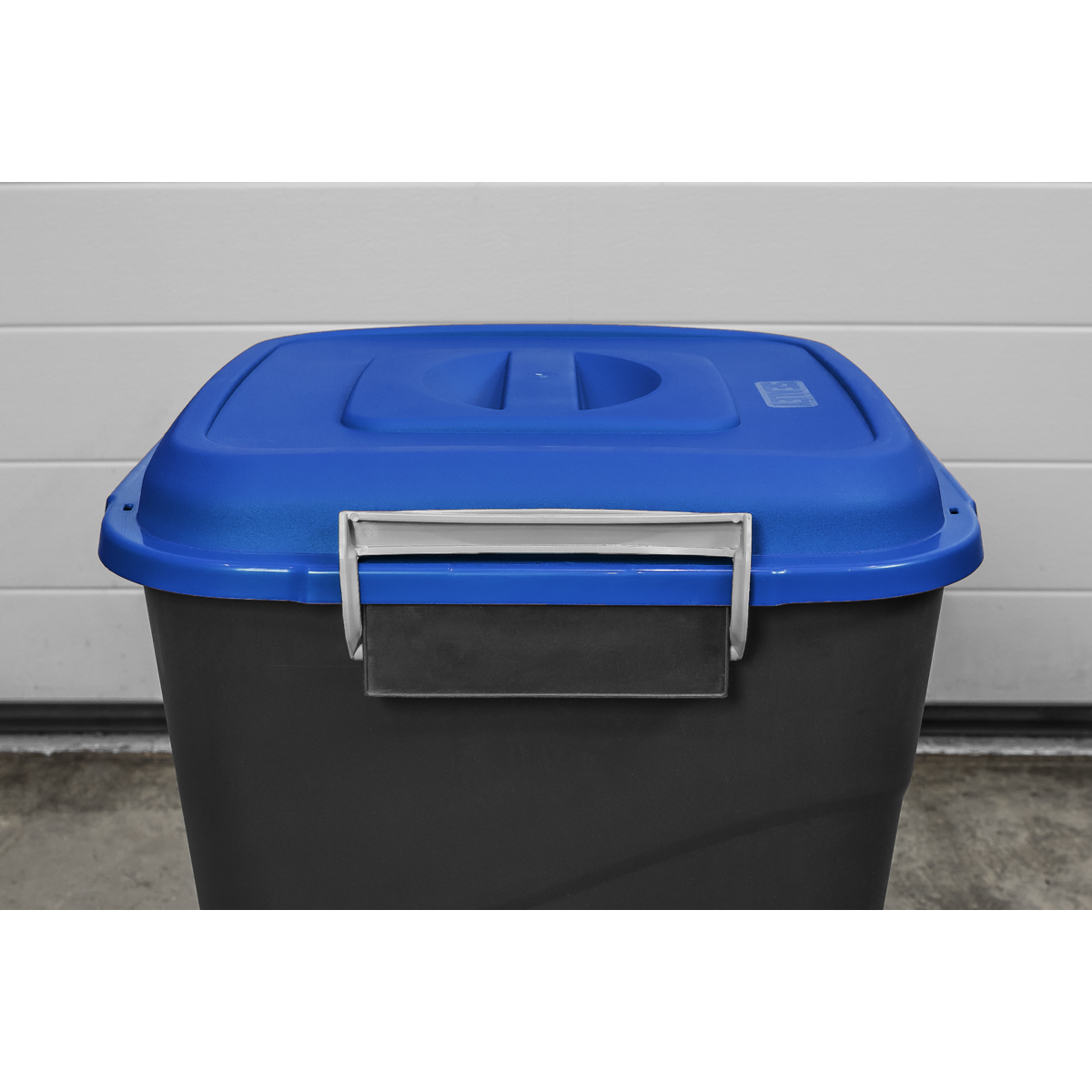Sealey Durable Refuse Storage Bin Suitable For Outdoor Use 75 Litres Blue BM75B