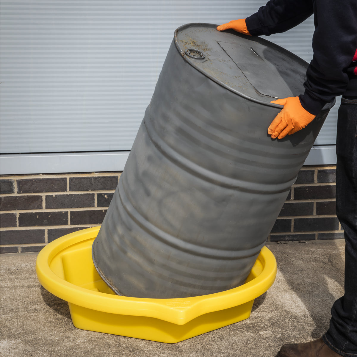 Sealey 86L Drum Tray Compatible With Standard 205L Drums - Yellow DRP102