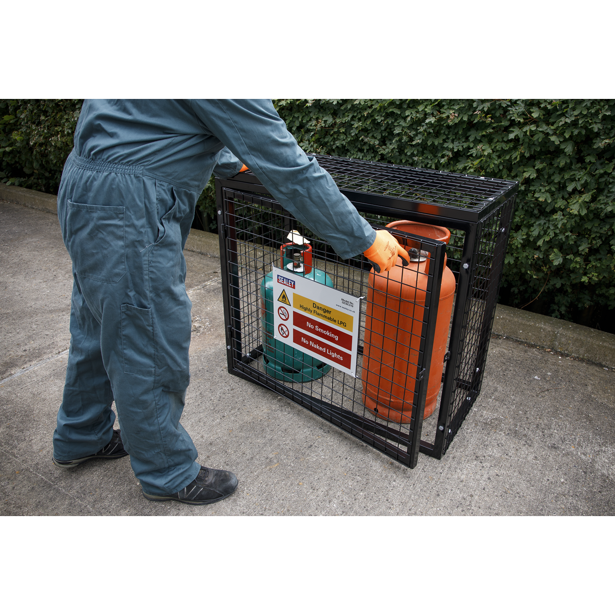 Sealey Safety Cage Powder Coated Galvanised - 3 x 19kg Gas Cylinders GCSC319