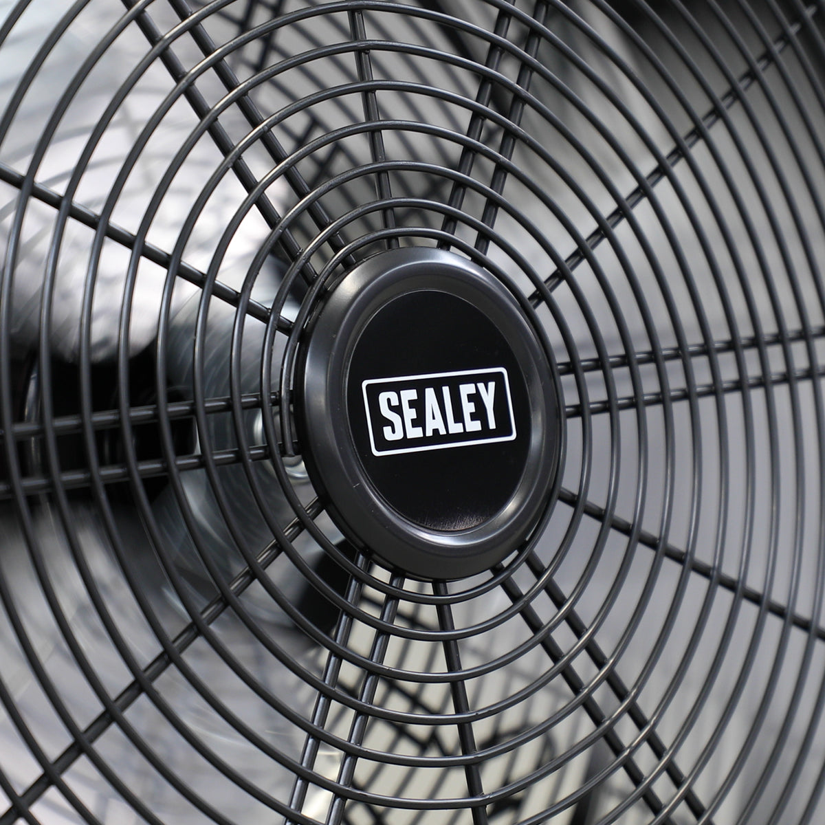 Sealey 24" Industrial High Velocity Drum Fan With 2-Speed & Handles HVD24