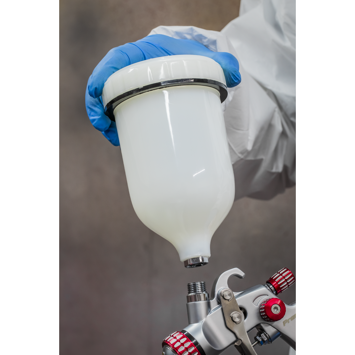 Sealey Professional HVLP Gravity Feed Spray Gun - 1.3mm Set-Up 600mL HVLP01