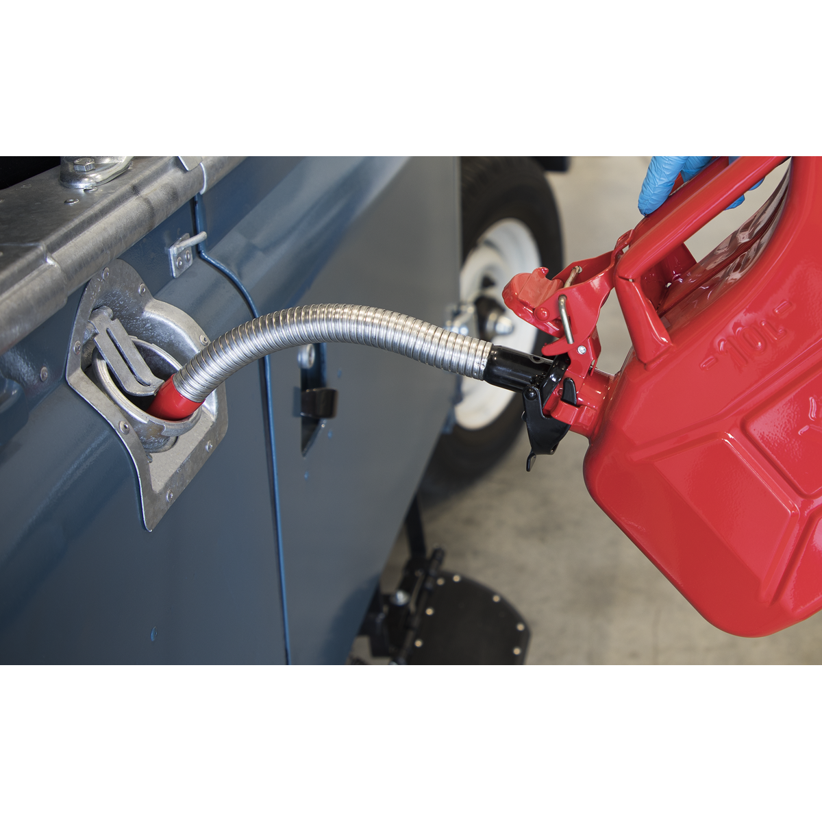 Sealey Detachable Petrol Flexible Pouring Spout For Fuel Tanks Red JC20P/S