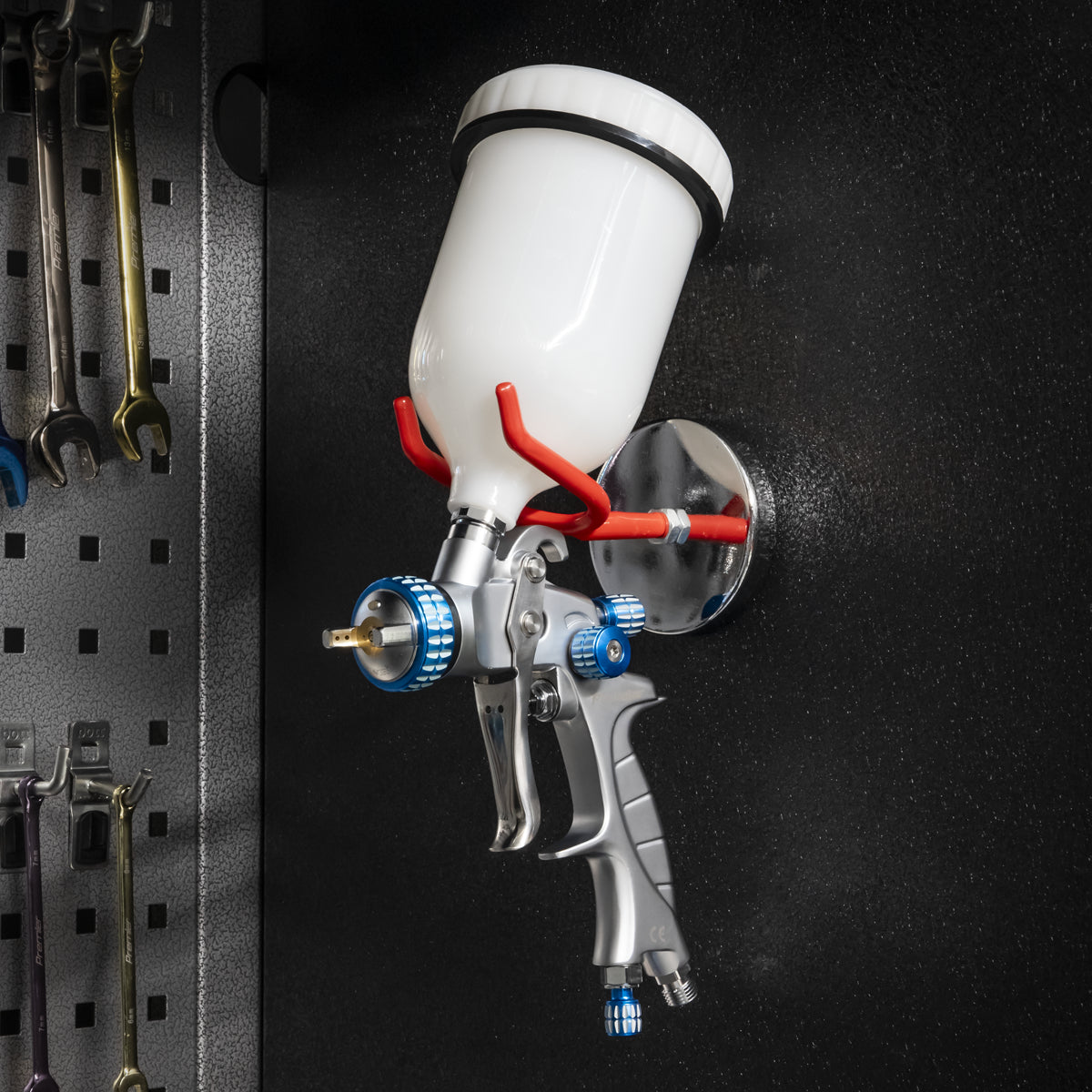 Sealey Magnetic Spray Gun Holder 50mm Wide Steel Hook 4.5kg Capacity MSH01