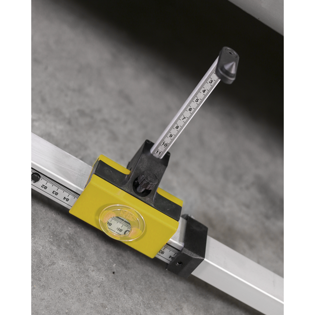 Sealey Telescopic Trammel Gauge With Three Fully Adjustable Probes RE50