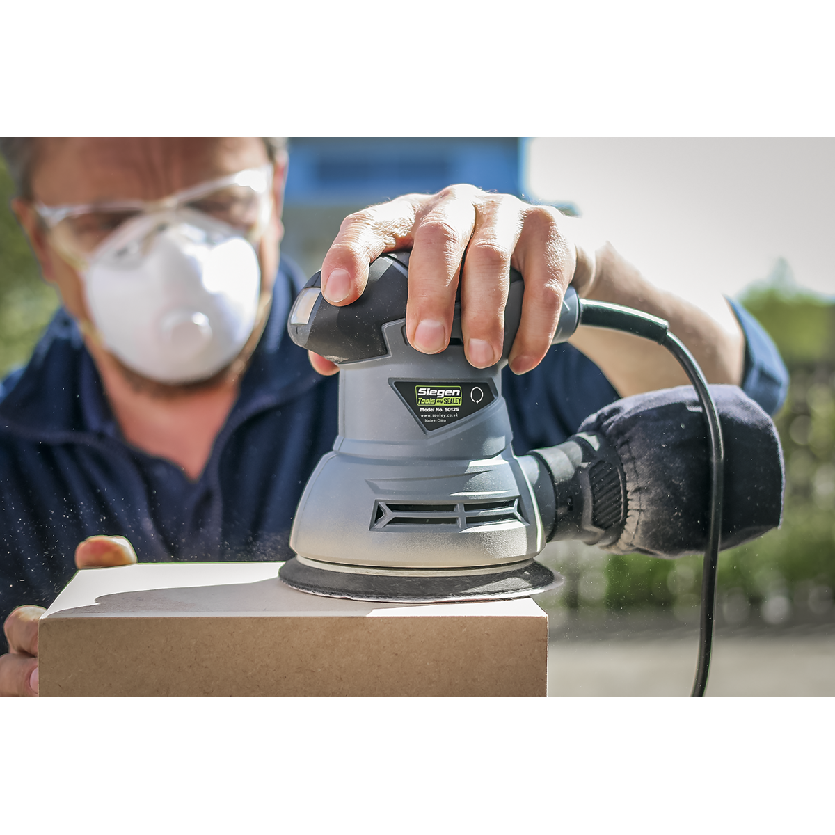 Sealey Dual Action Palm Sander Compact Ergonomic Ø125mm 240W/230V S0125
