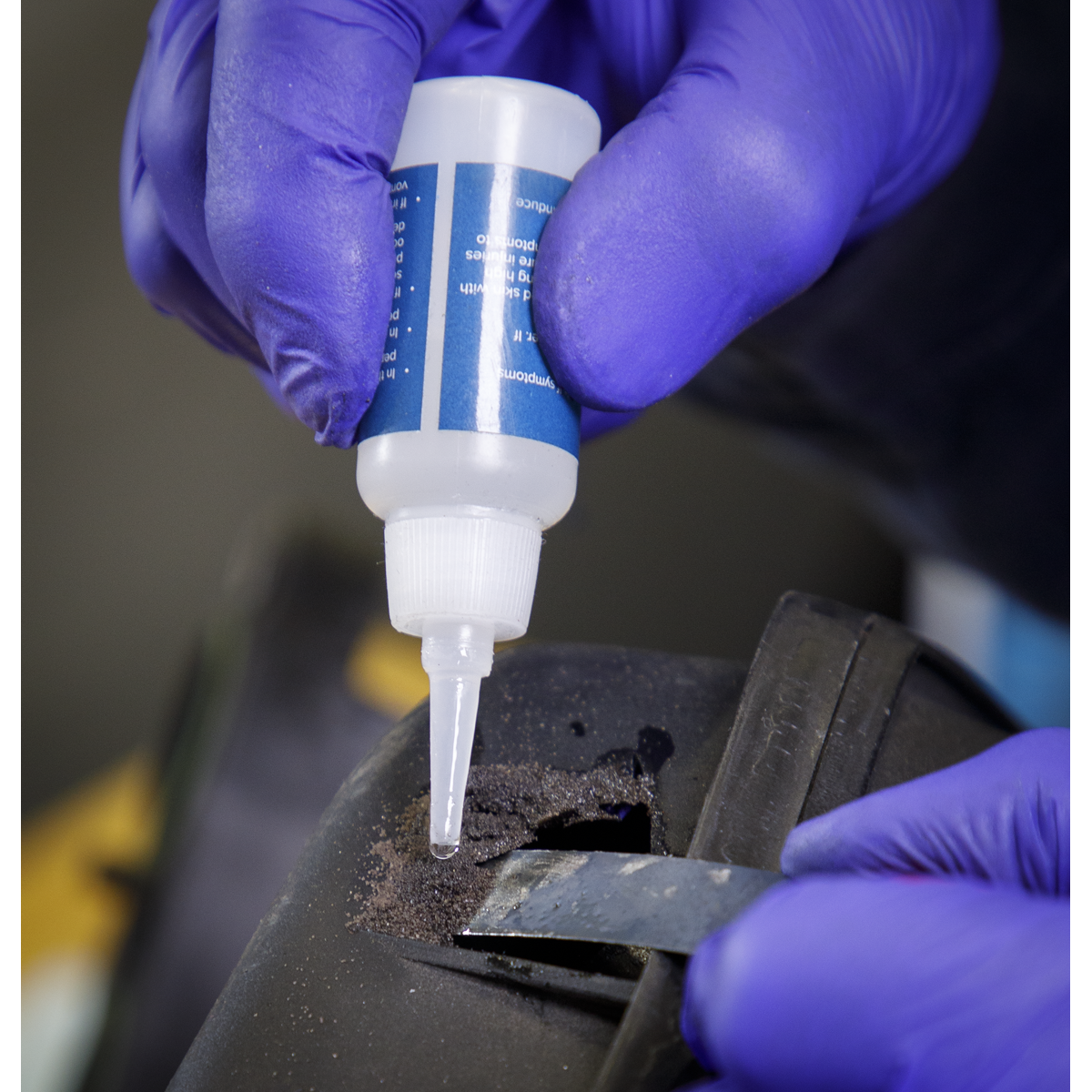 Sealey Fast-Fix Black Filler & Adhesive Reinforcing & Filling Feature SCS908
